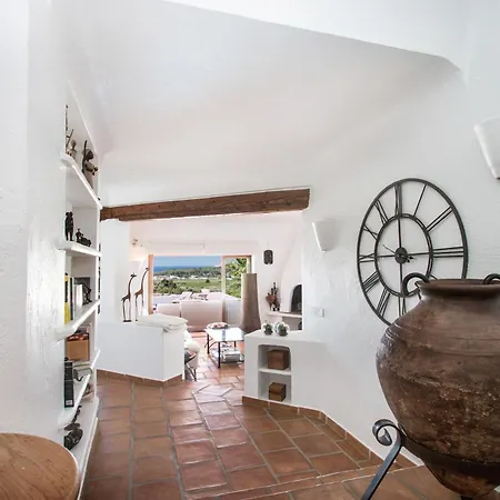 Villa Mistral By Abahana