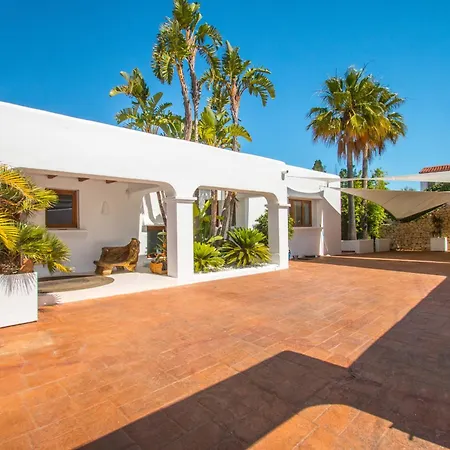 Mistral By Abahana * Moraira